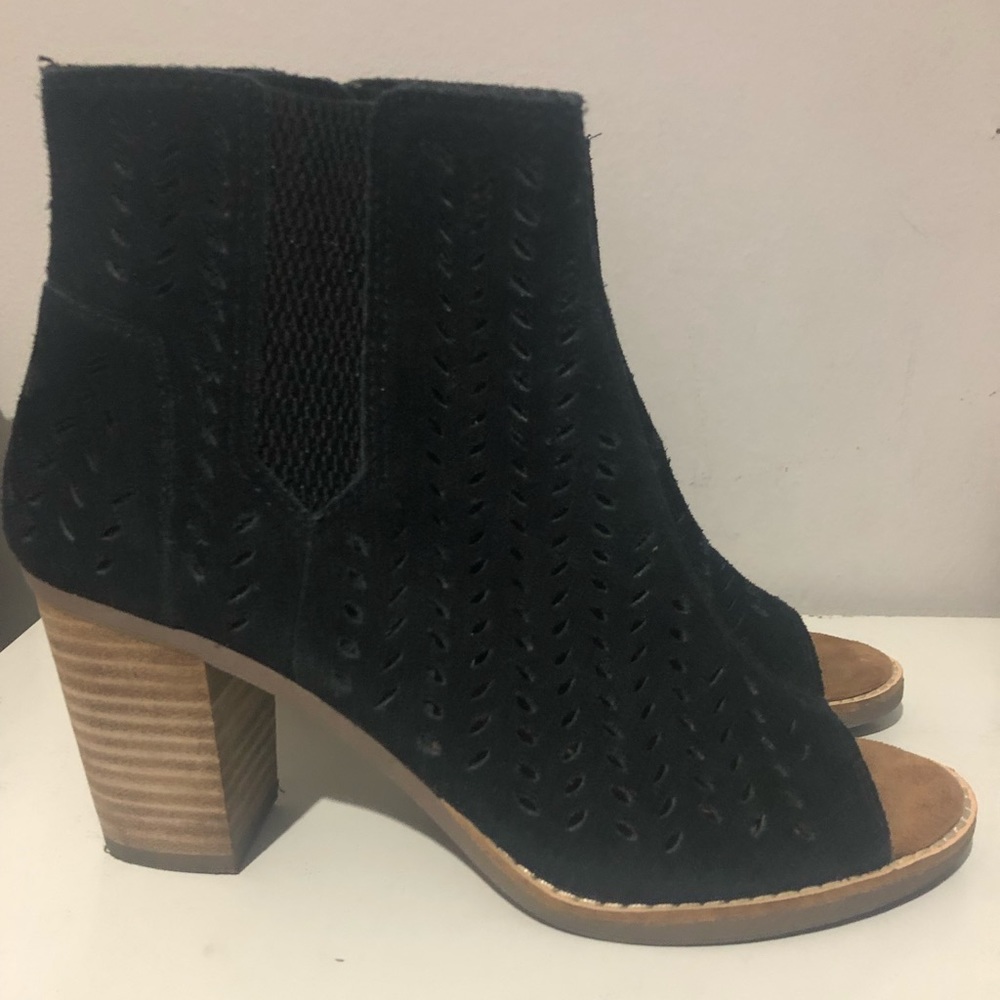 Toms black suede booties.